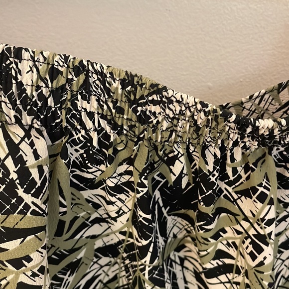 Sag Harbor printed skirt with pockets - Picture 6 of 9